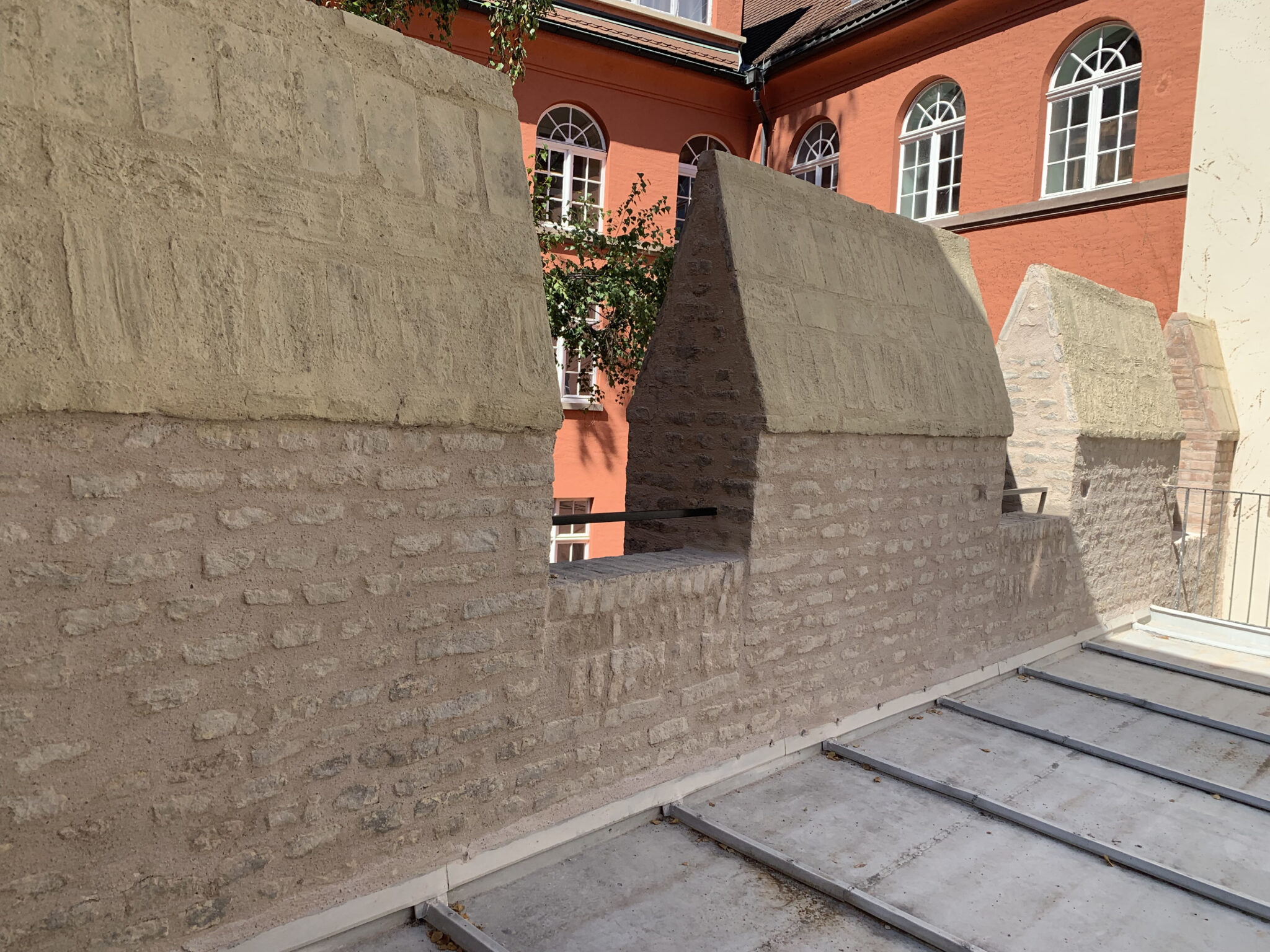 Le mur d’enceinte Sainte-Madeleine